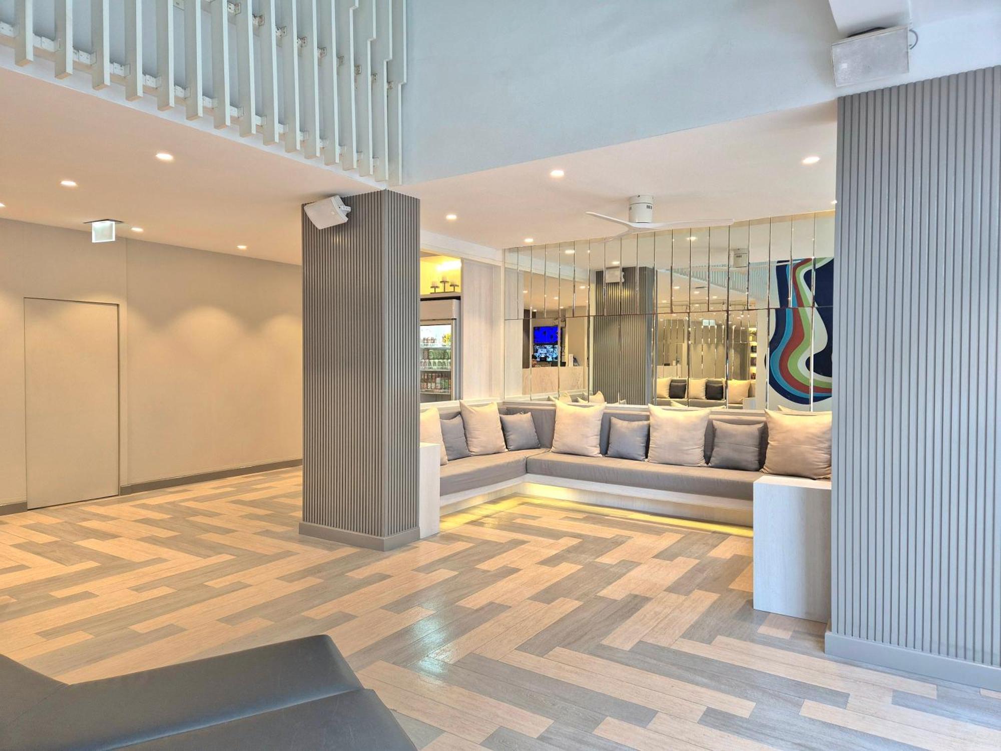 The Bloc Hotel Phuket - Sha Extra Plus Patong Εξωτερικό φωτογραφία