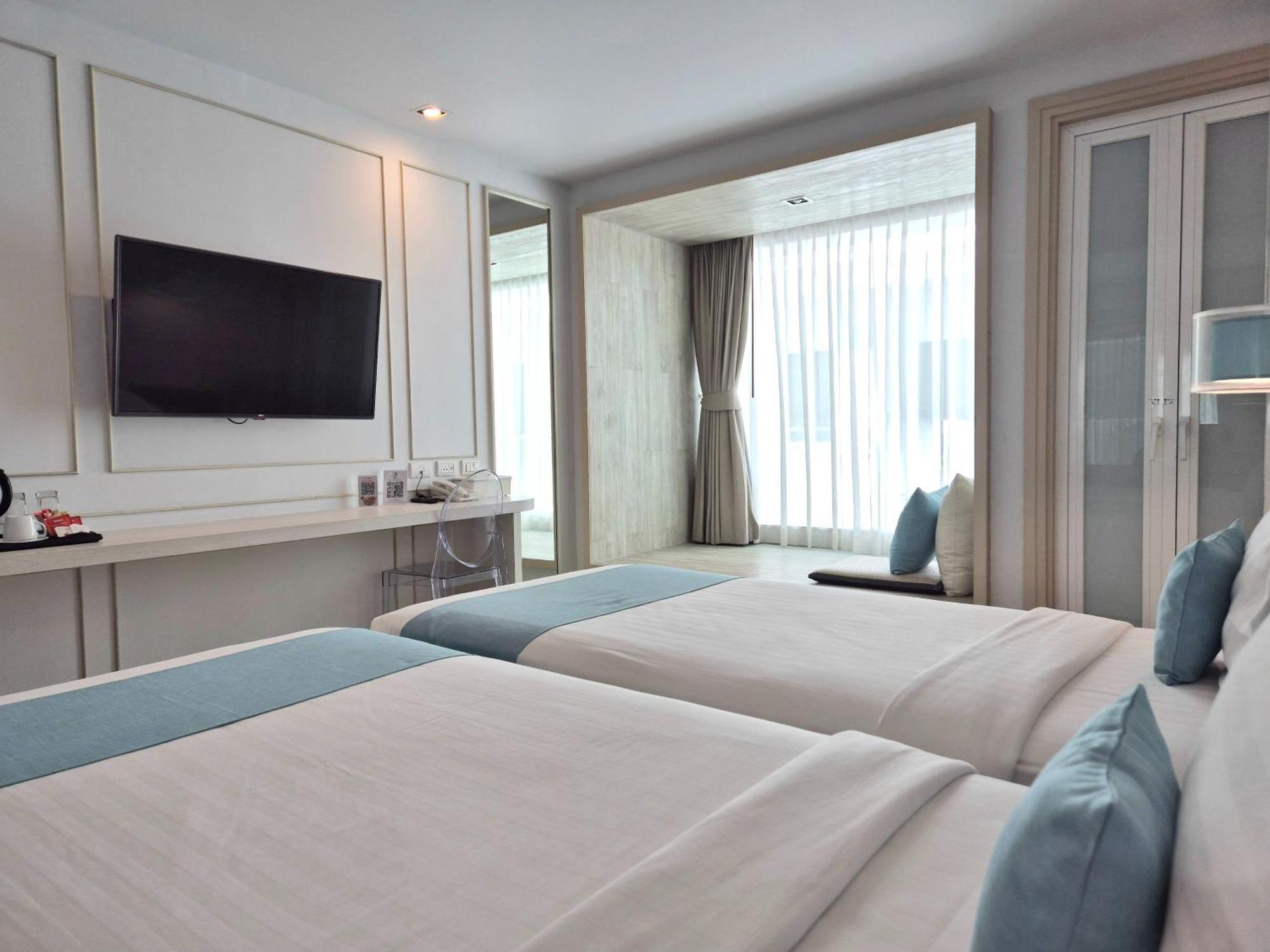 The Bloc Hotel Phuket - Sha Extra Plus Patong Εξωτερικό φωτογραφία